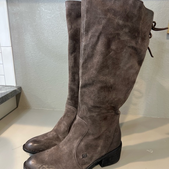 NWT BØRN Brown Suede Knee-High Boots | Low Heel Western Style, Size 10, New - Picture 7 of 7